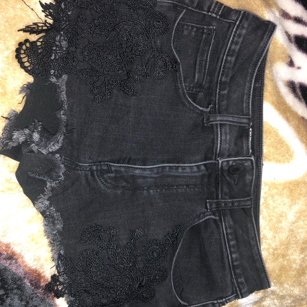 Black American Eagle Shorts (6)